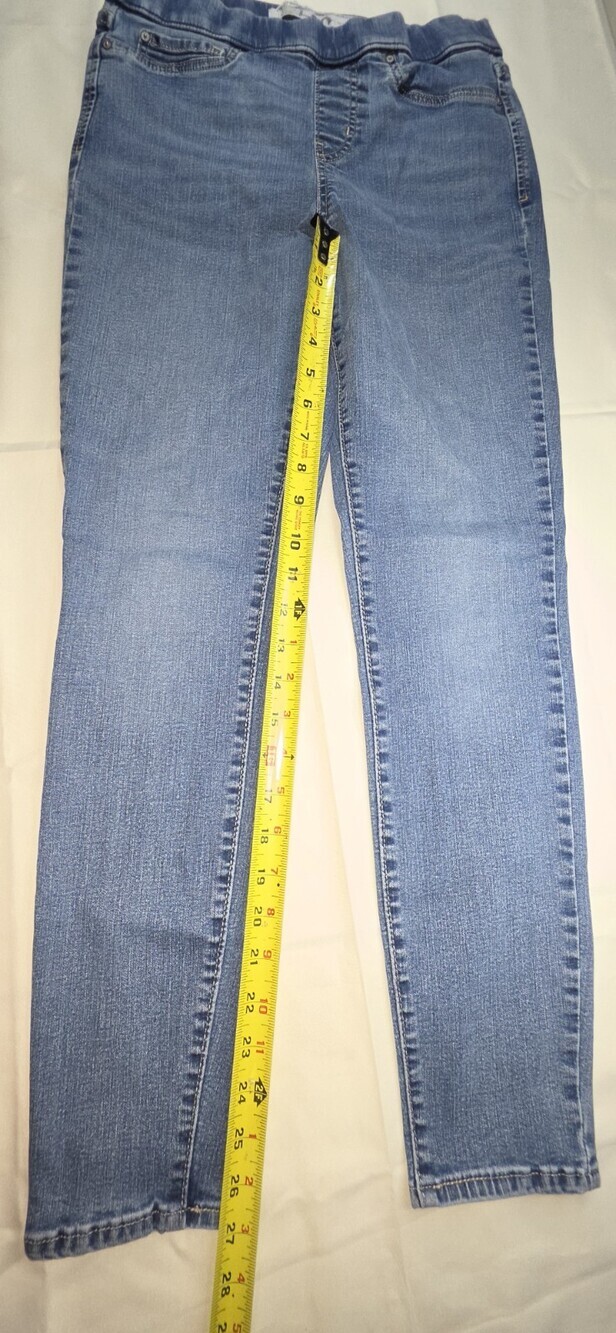 Levi's Women's Pull-On Skinny Jeans Size 28x30 Blue Denim Sku 186